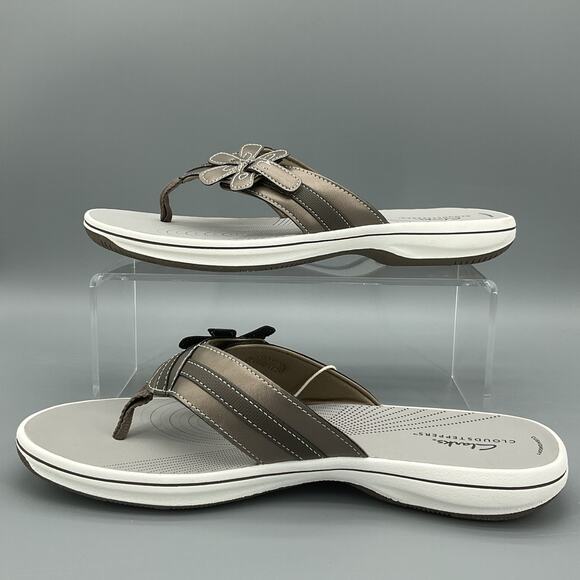 NEW Clarks Women’s Cloudsteppers Brinkley Flora Flip Flop Sandal Pewter Size 11M - Picture 2 of 10